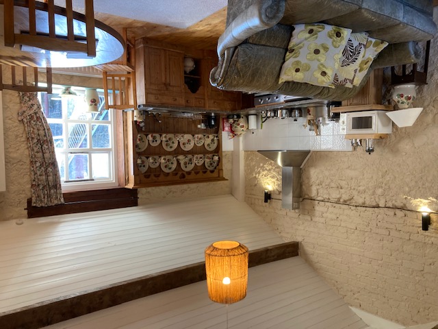 Bramley Apple Cottage Kitchen 1